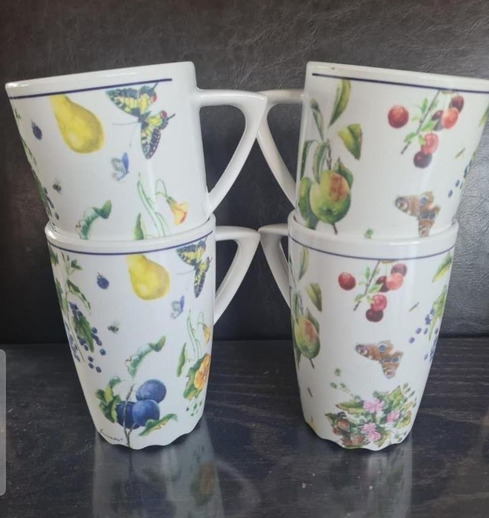 JANNEKE BRINKMAN SALENTIJN- fruits&flowers- 4x mok, Ophalen of Verzenden, Porselein, Overige stijlen, Kop(pen) en/of Schotel(s)