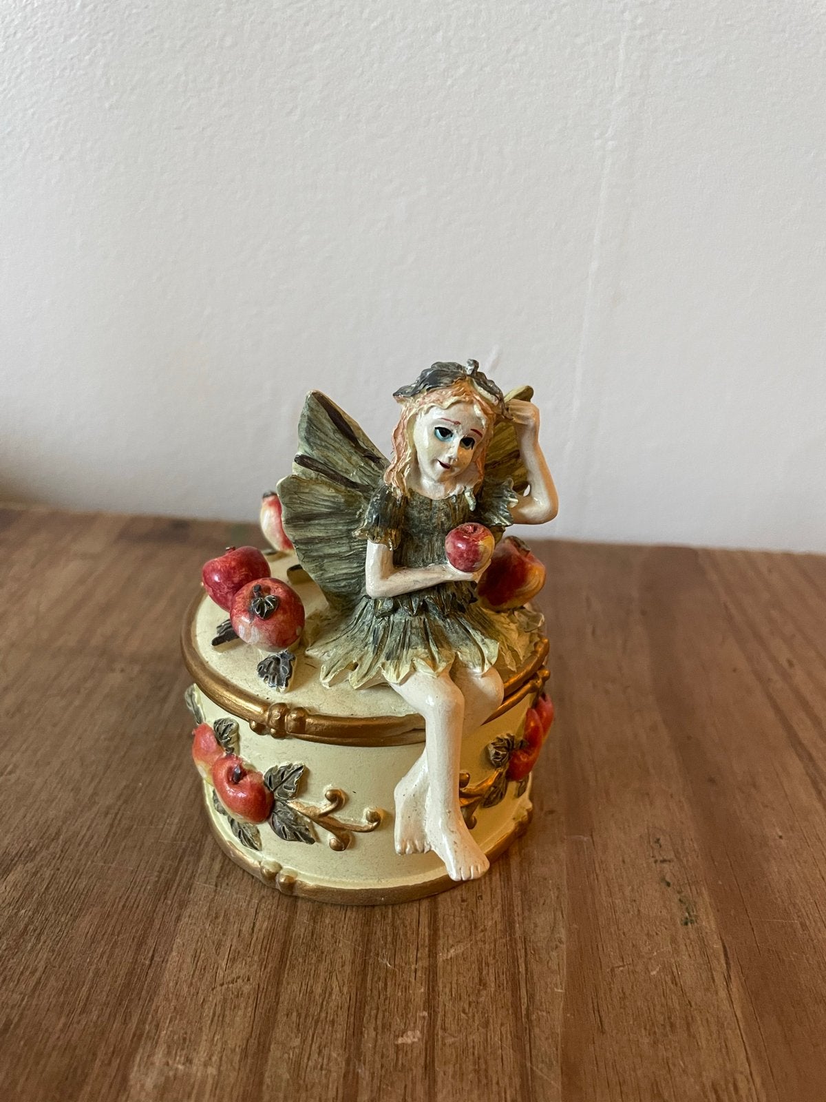 Flower fairies Betoverend Elfje met Appels Sieradendoosje, Verzamelen, Ophalen of Verzenden, Zo goed als nieuw, Fantasy