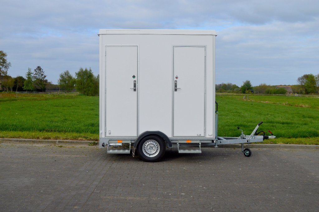 Zeer nette toiletwagen te huur 1-1-1, Ophalen, Gebruikt