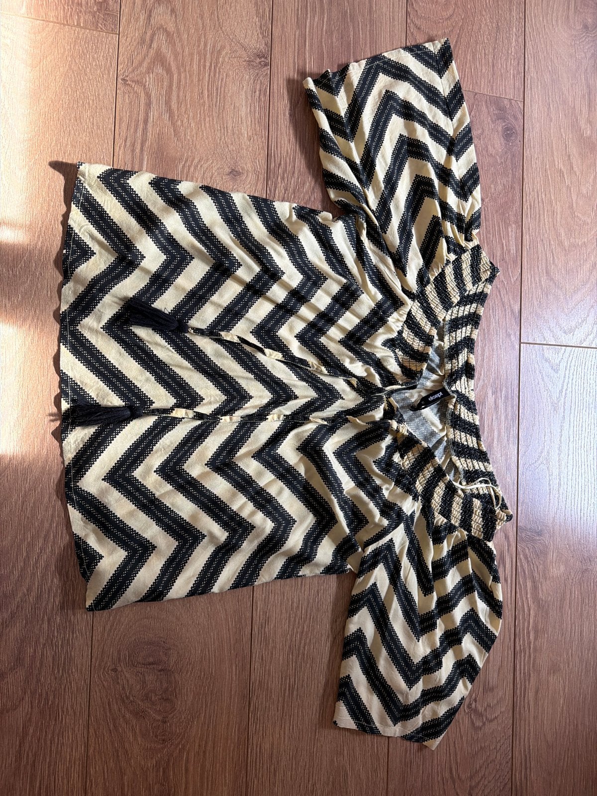 Eksept off shoulder zigzag blouse met lange mouwen, Maat 38/40 (M), Zwart, Ophalen of Verzenden, Zo goed als nieuw