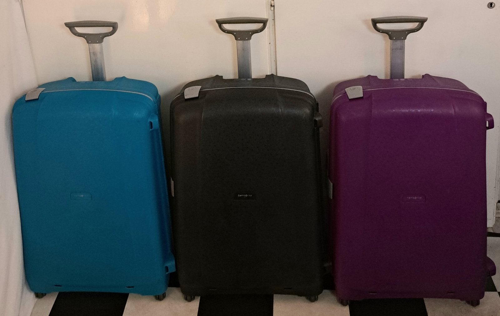 3- Samsonite Aeris Spinner koffers 4 wielen cijferslot adres, Sieraden, Tassen en Uiterlijk, Koffers, Hard kunststof, 45 tot 55 cm