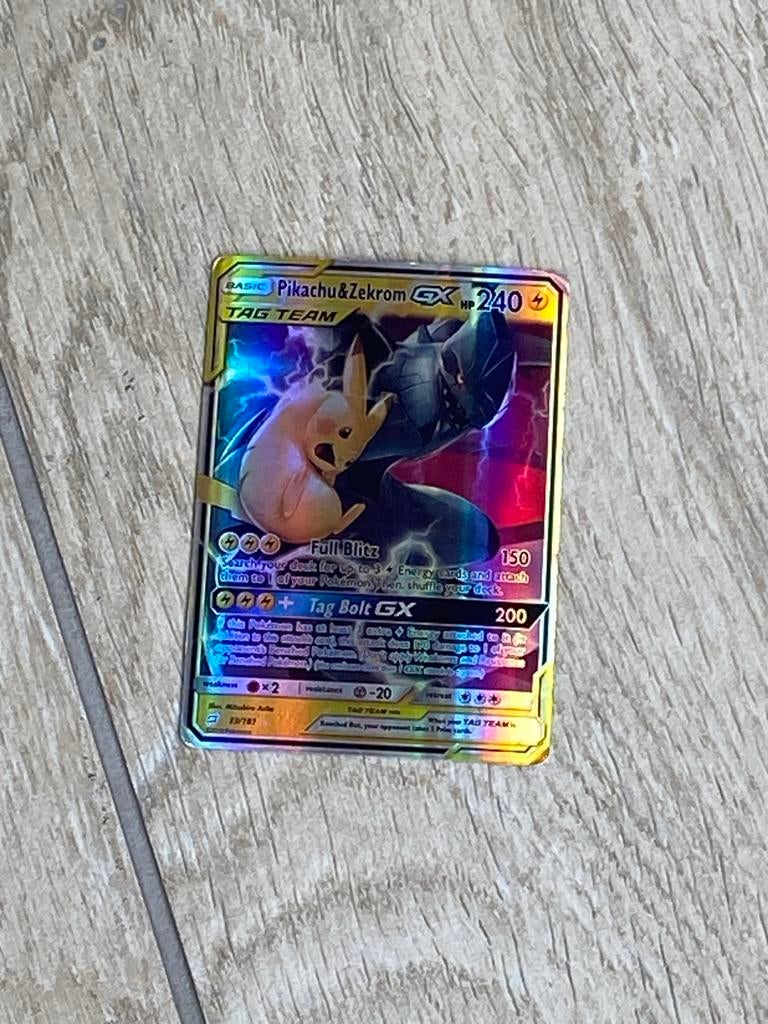 Pikachu & Zekrom GX Tag Team Pokémon kaart - Foil, Hobby en Vrije tijd, Verzamelkaartspellen | Pokémon, Ophalen of Verzenden, Zo goed als nieuw