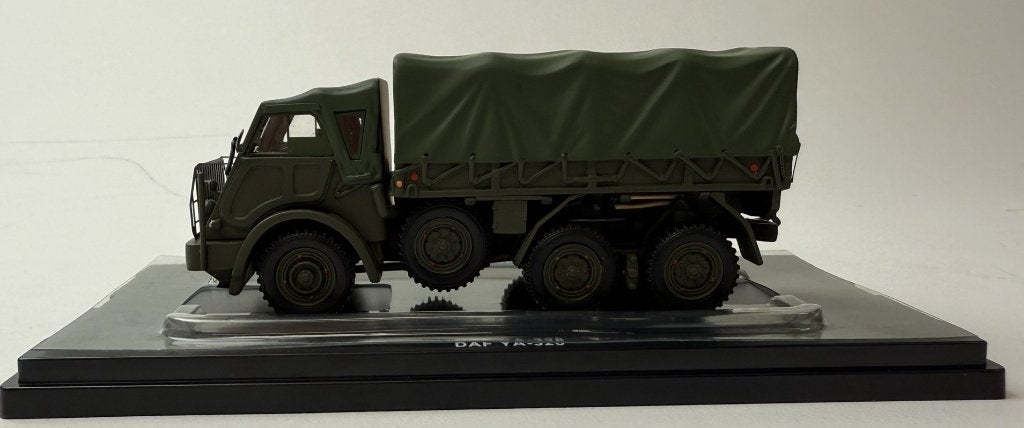 VDM 1:50 Daf YA-328 "Dikke Daf" met decals, Hobby en Vrije tijd, Overige merken, -, -, Nieuw