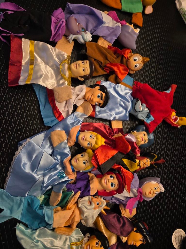 Disney  handpoppetjes set - Sprookjesfiguren, Ophalen of Verzenden, Gebruikt, Overige typen