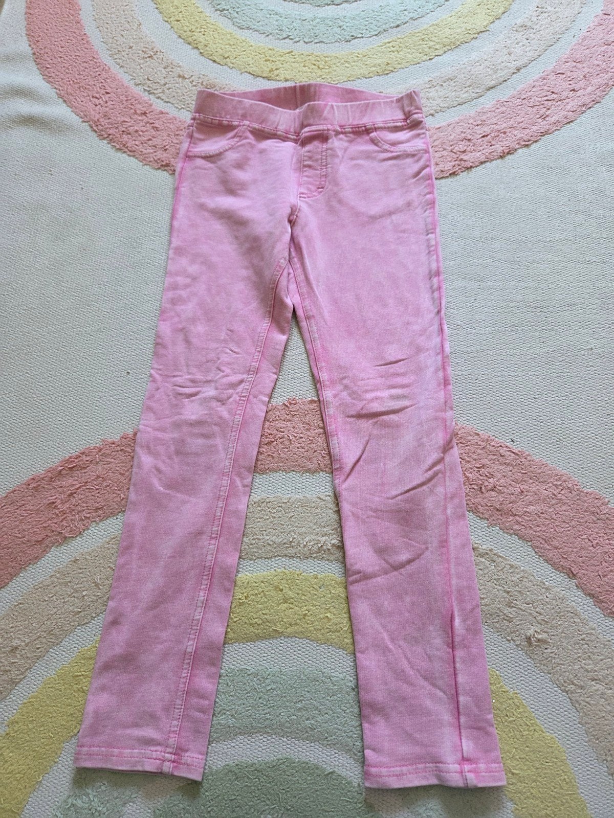 Roze broek h&m maat 134 tregging naadje los op de kontzak, Broek, Gebruikt, Meisje, H&M