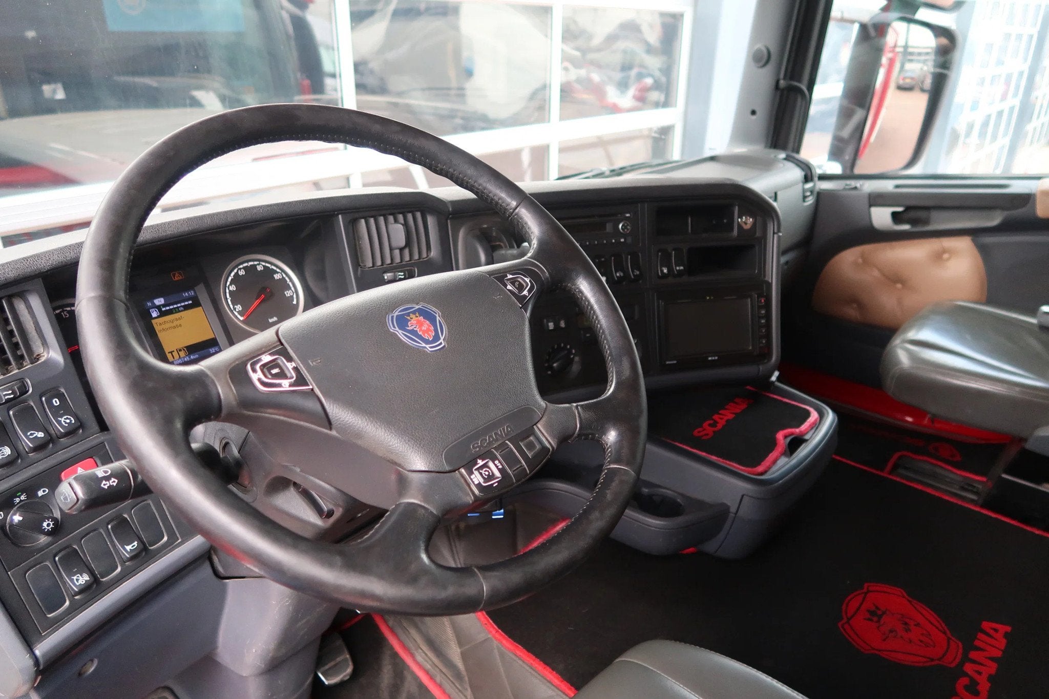 Scania R500 V8 8X4/ FULL AIR/ 3 WAY CABLE SYSTEM/ CONTAINER/, Automaat, Achterwielaandrijving, Euro 6, Scania