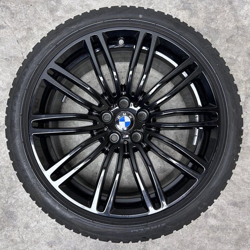 19 inch originele velgen + winterbanden BMW 5 serie 664 M, 19 inch, -, -, Banden en Velgen