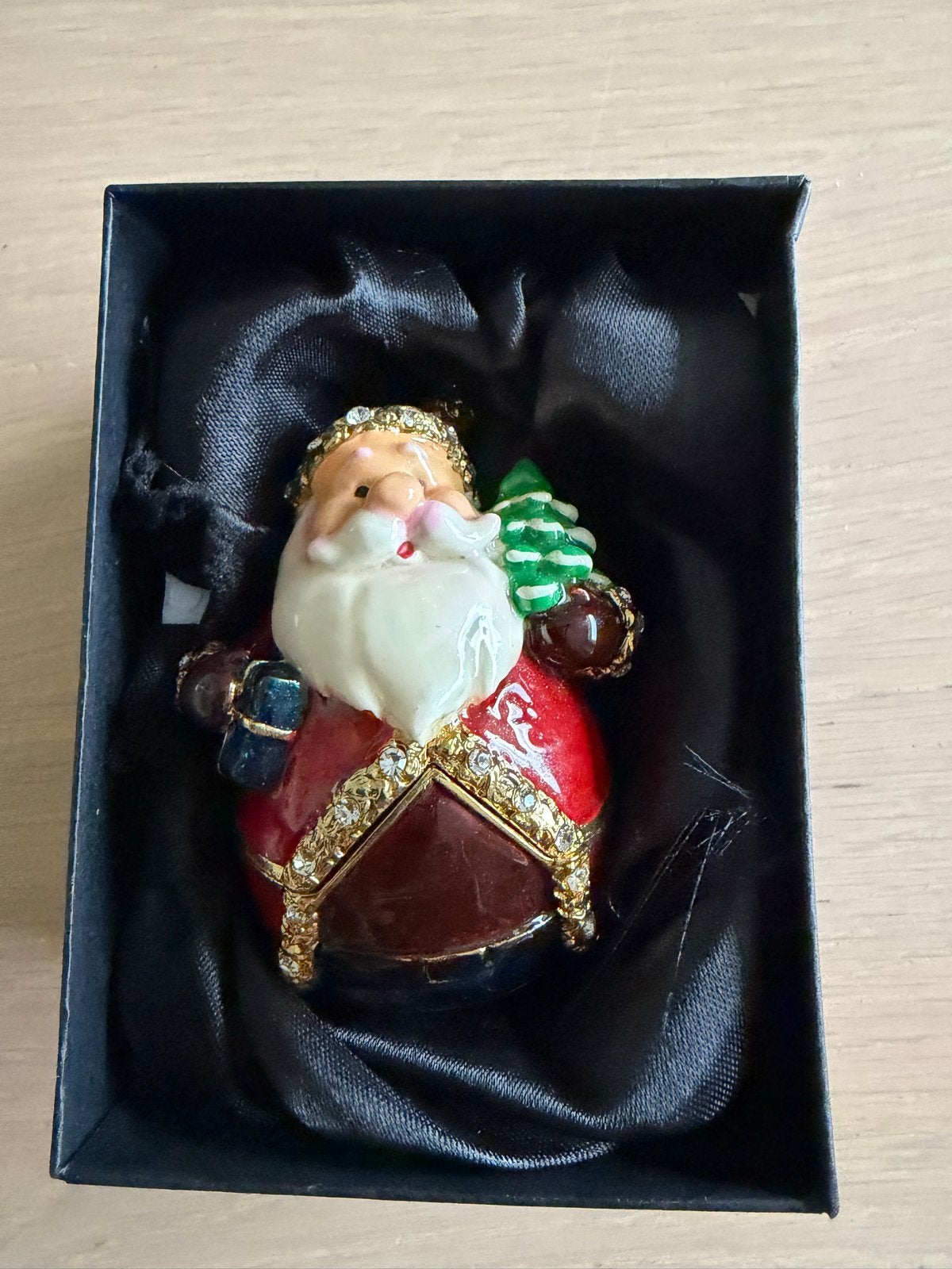 Prachtig gedecoreerde sieradendoosje kerstman in doosje 9 cm, Onbekend, Ophalen of Verzenden, Zo goed als nieuw, Onbekend