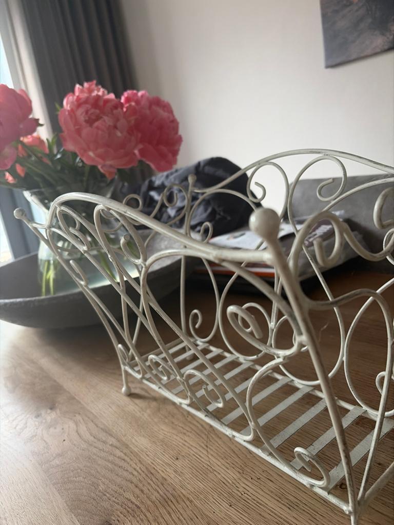 Mooie Brocante IJzeren Lectuurbak voor Tijdschriften/Boeken, Ophalen of Verzenden