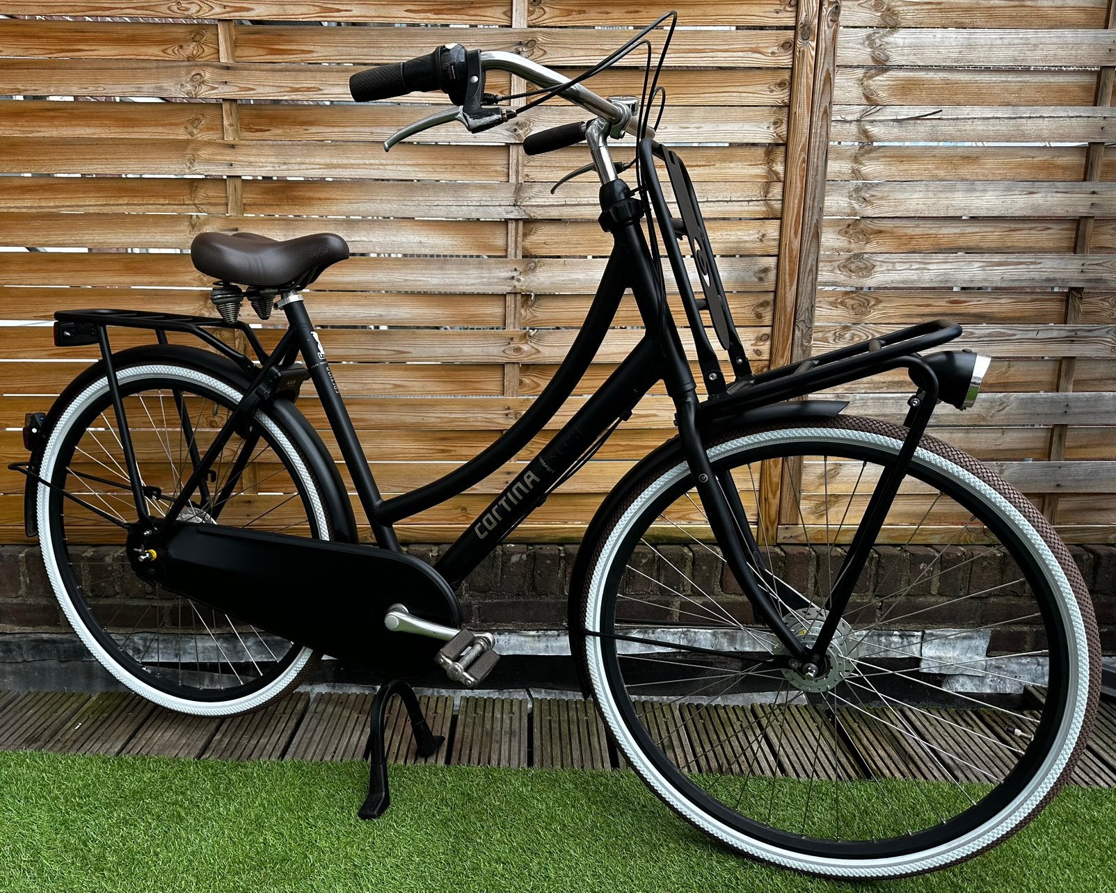 Cortina U4 28 Inch Damesfiets - N8 - Zwart Matt, Versnellingen, 56 cm of meer, Zo goed als nieuw, Schijfrem