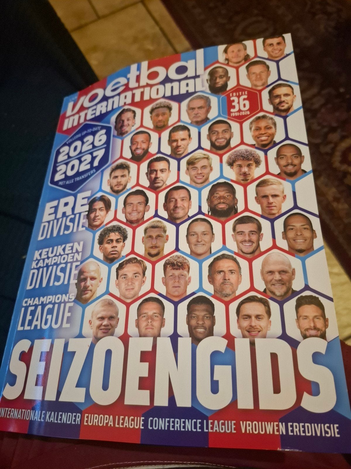 Voetbal International Seizoengids 2026/2027, Ophalen, Nieuw, Balsport