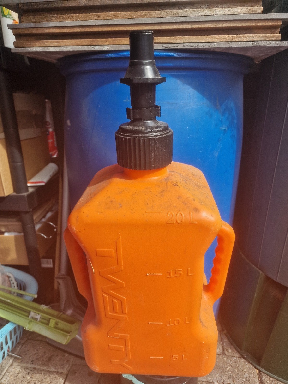 benzine jerrycan motor, Ophalen of Verzenden