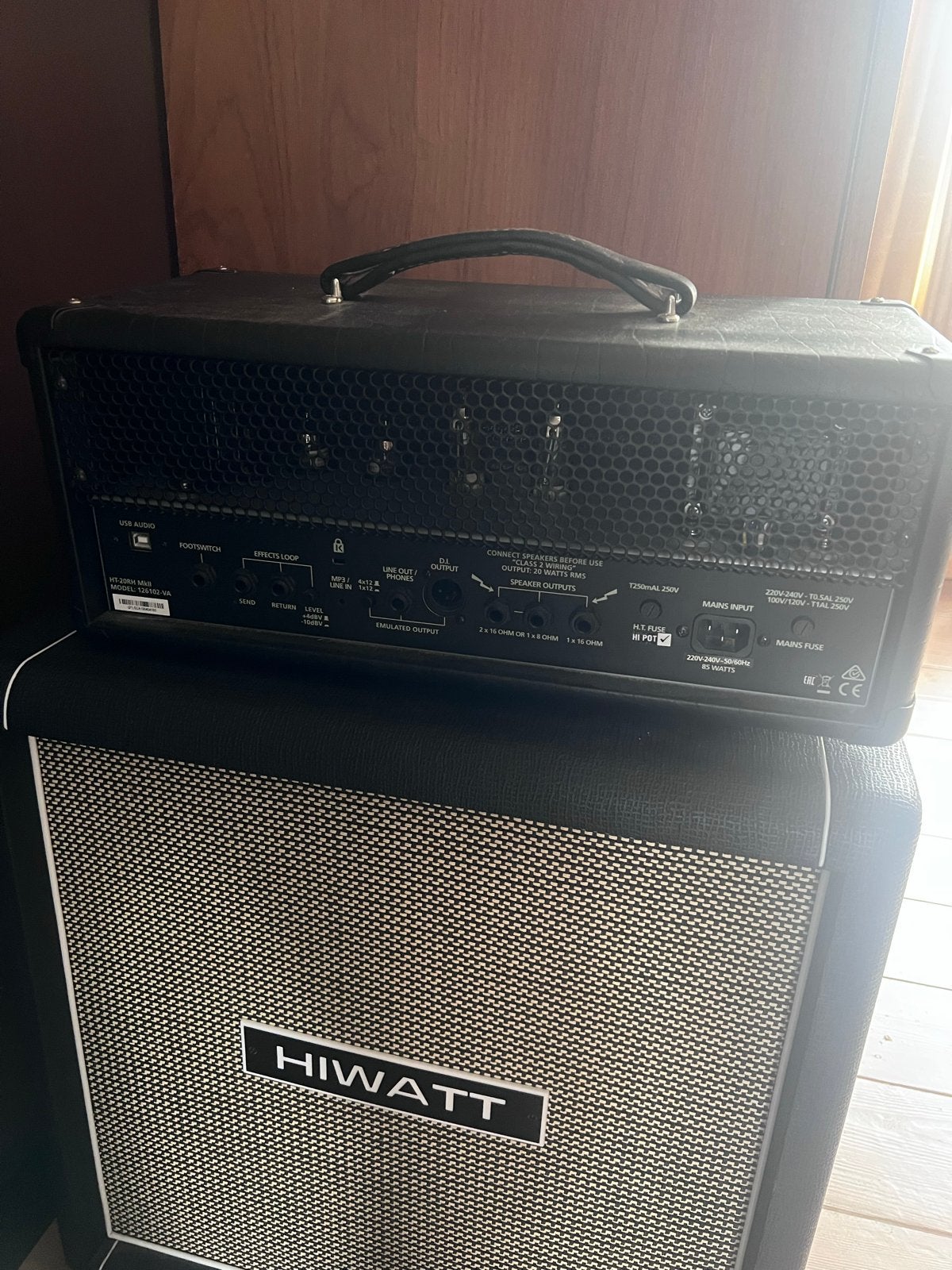 Blackstar HT-20 buizenversterker met Hiwatt 1x12 cab, Ophalen of Verzenden, Zo goed als nieuw, Gitaar, Minder dan 50 watt