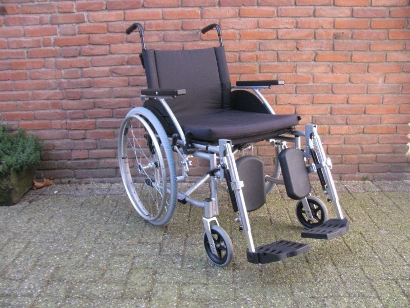 Excel G3 light rolstoel 52cm Met nieuwe massieve banden, Diversen, Ophalen, Inklapbaar, Zo goed als nieuw, Duwrolstoel