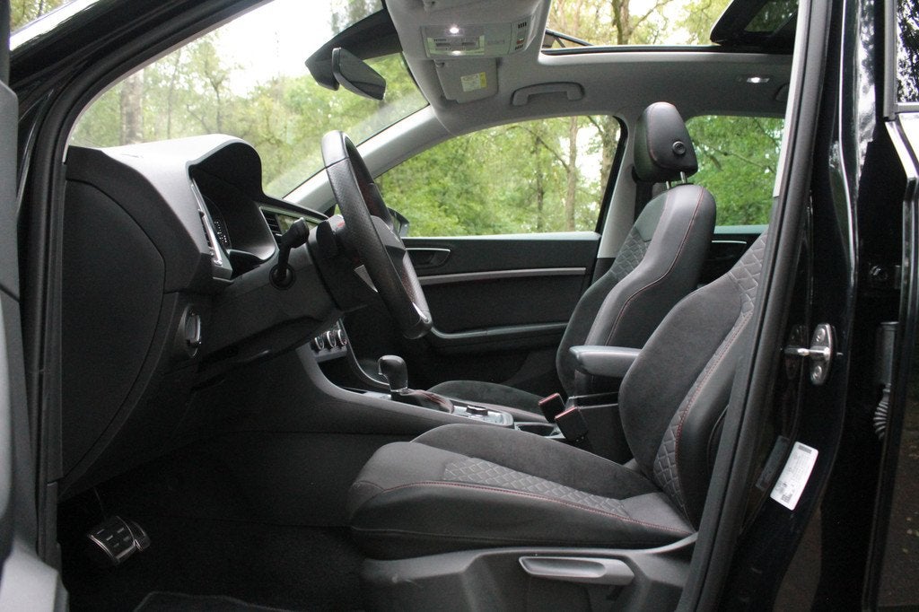 SEAT Ateca 1.5 TSI FR Business Intense | Pano | ACC | Keyles, Auto's, 12 maanden, 4 cilinders, Ateca, Bedrijf