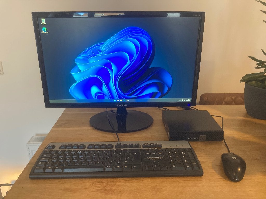 Complete Dell OptiPlex 3040 pc-set – 24” – Windows 11 Pro, Ophalen, 256 GB, 8 GB, Zo goed als nieuw