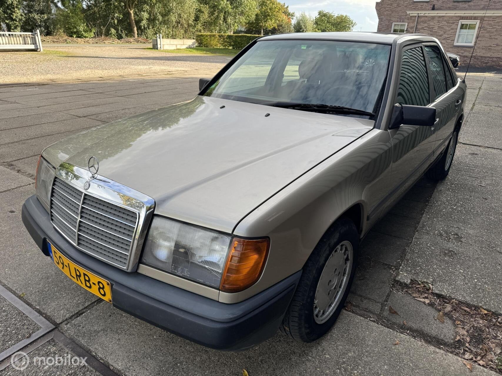 Mercedes-Benz W124 300 D AUT Belastingvrij, foto 3
