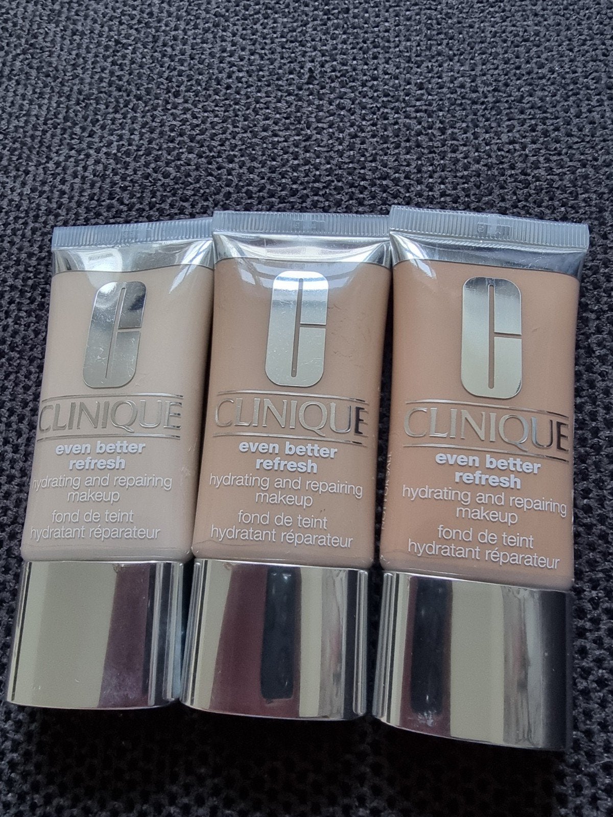Clinique Even Better Refresh make up, wn01 cn52,cn74, Verzenden, Zo goed als nieuw, Beige, Gehele gezicht