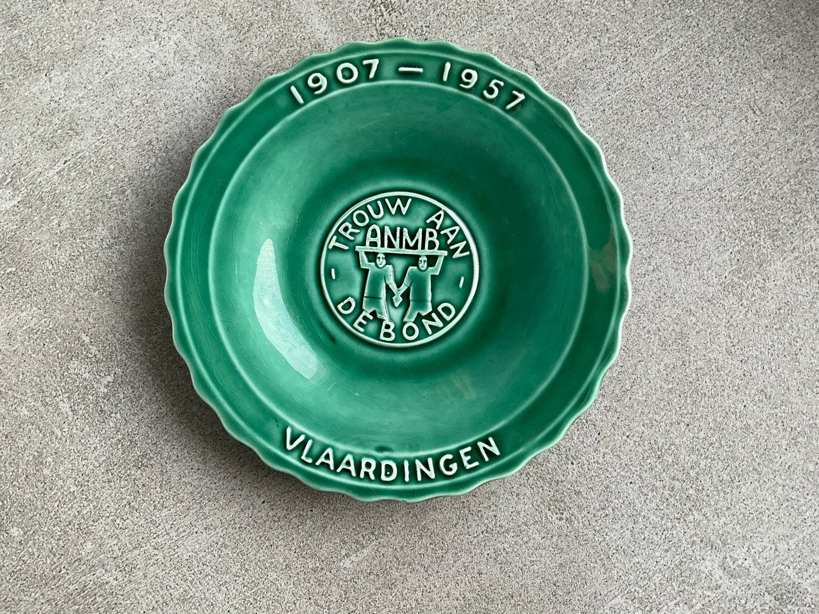 Gedenkbord ANMB Vlaardingen 1907-1957, Antiek en Kunst, Antiek | Wandborden en Tegels, Ophalen of Verzenden
