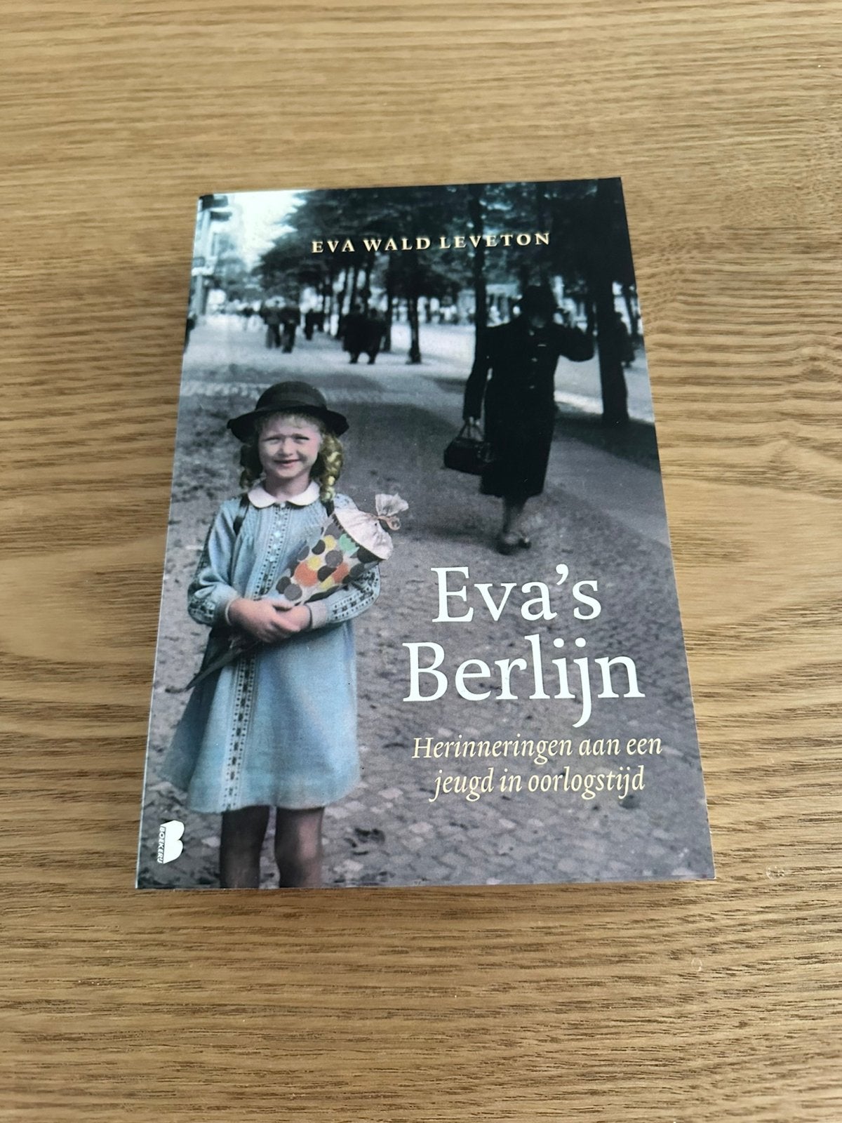Eva Wald Leveton - Eva's Berlijn, Ophalen of Verzenden, Eva Wald Leveton