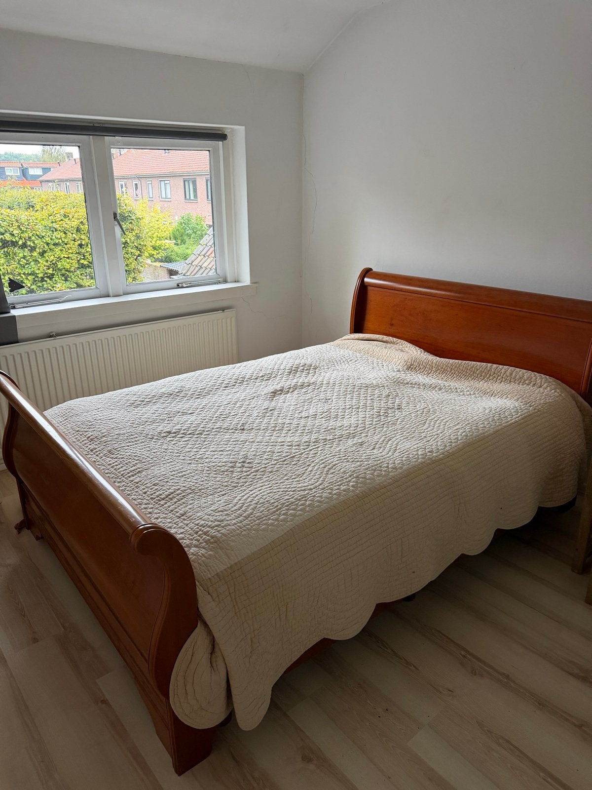 Antiek houten twijfelaar bed, Ophalen