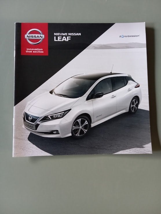 Nissan Leaf Zero Emission 10 / 2017 24 pag.
