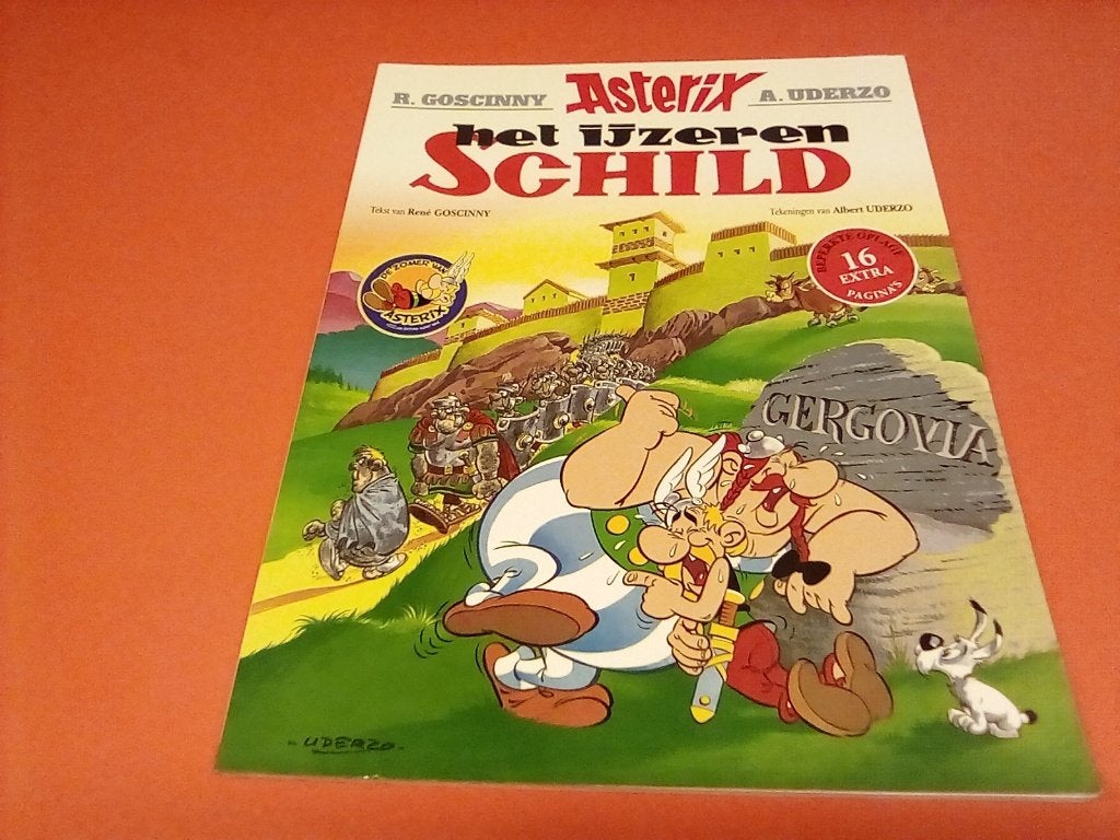 asterix /// het ijzeren schild ///, Boeken, Stripboeken, Eén stripboek, Ophalen of Verzenden, Gelezen