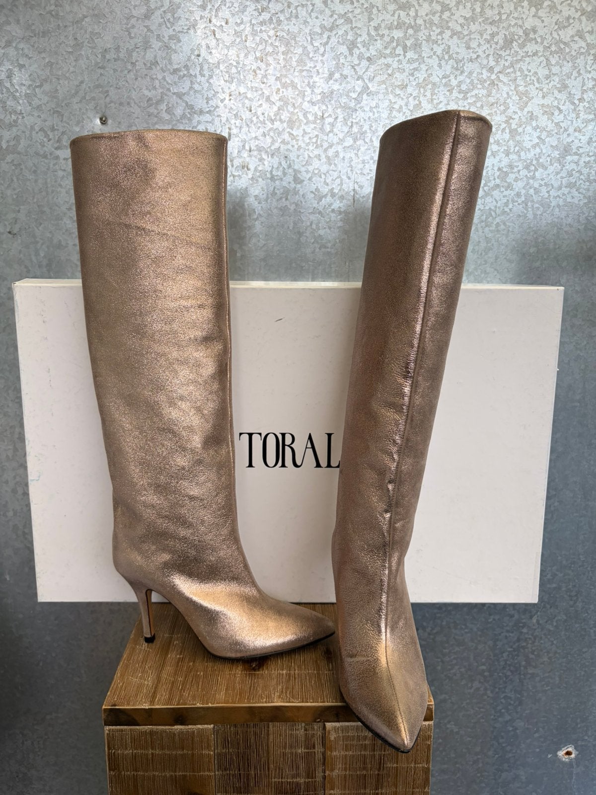 €400 Toral boots laarzen 36 metallic, Kleding | Dames, Schoenen, Ophalen of Verzenden, Zo goed als nieuw, Hoge laarzen