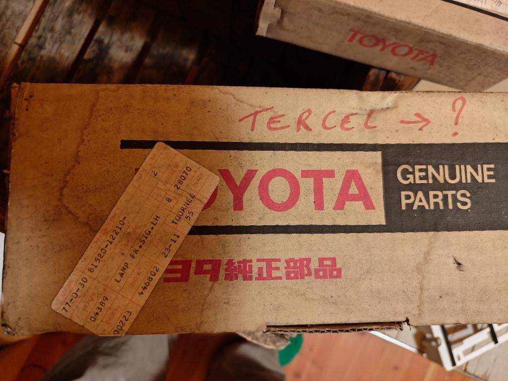 Toyota NOS lampen gordels rav 4 corona corolla celica, Auto-onderdelen, Ophalen, Nieuw, Toyota