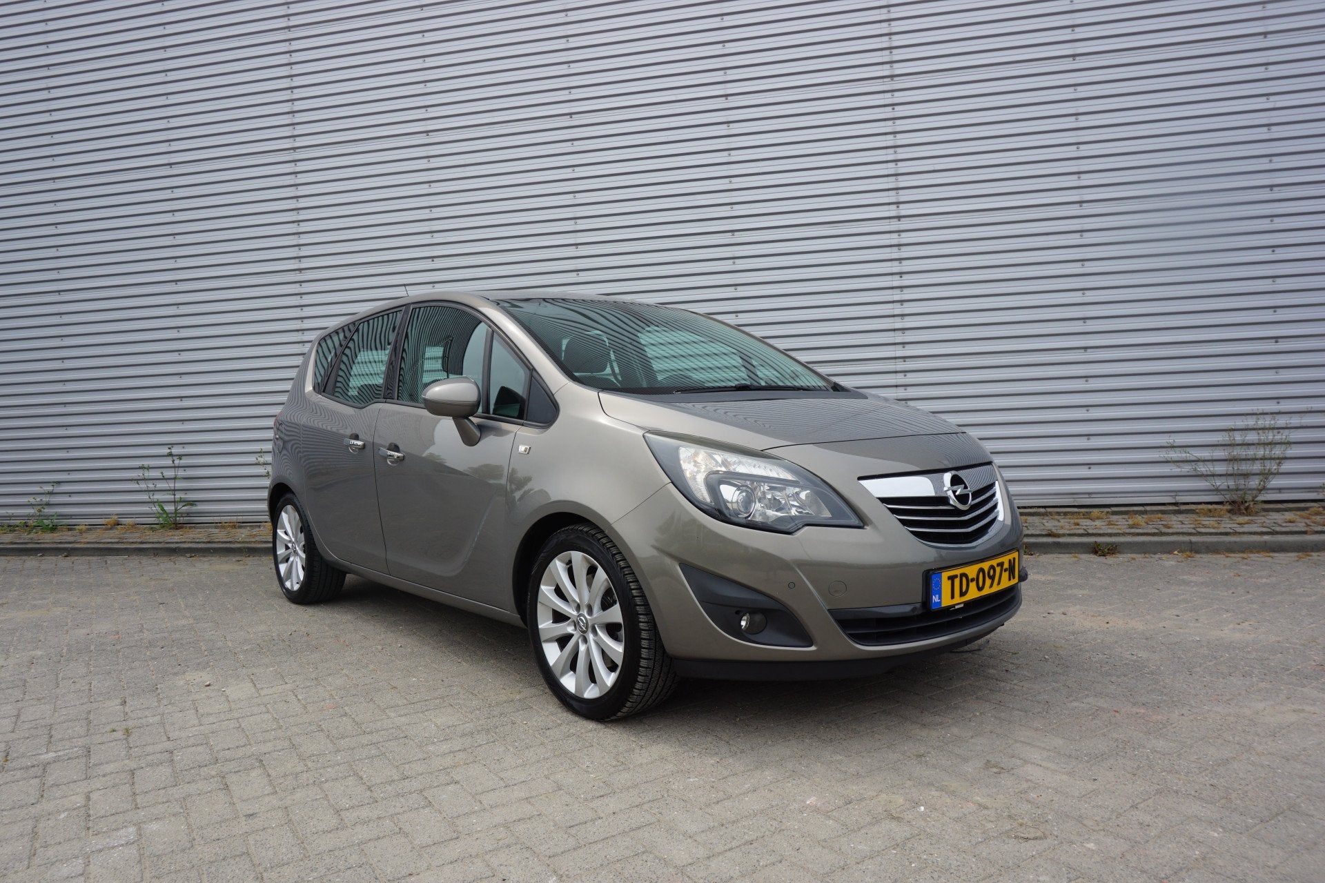 Opel Meriva 1.4 Turbo Cosmo Airco / Navi / Cruise / Stuur +, Voorwielaandrijving, Euro 5, 15 km/l, Gebruikt
