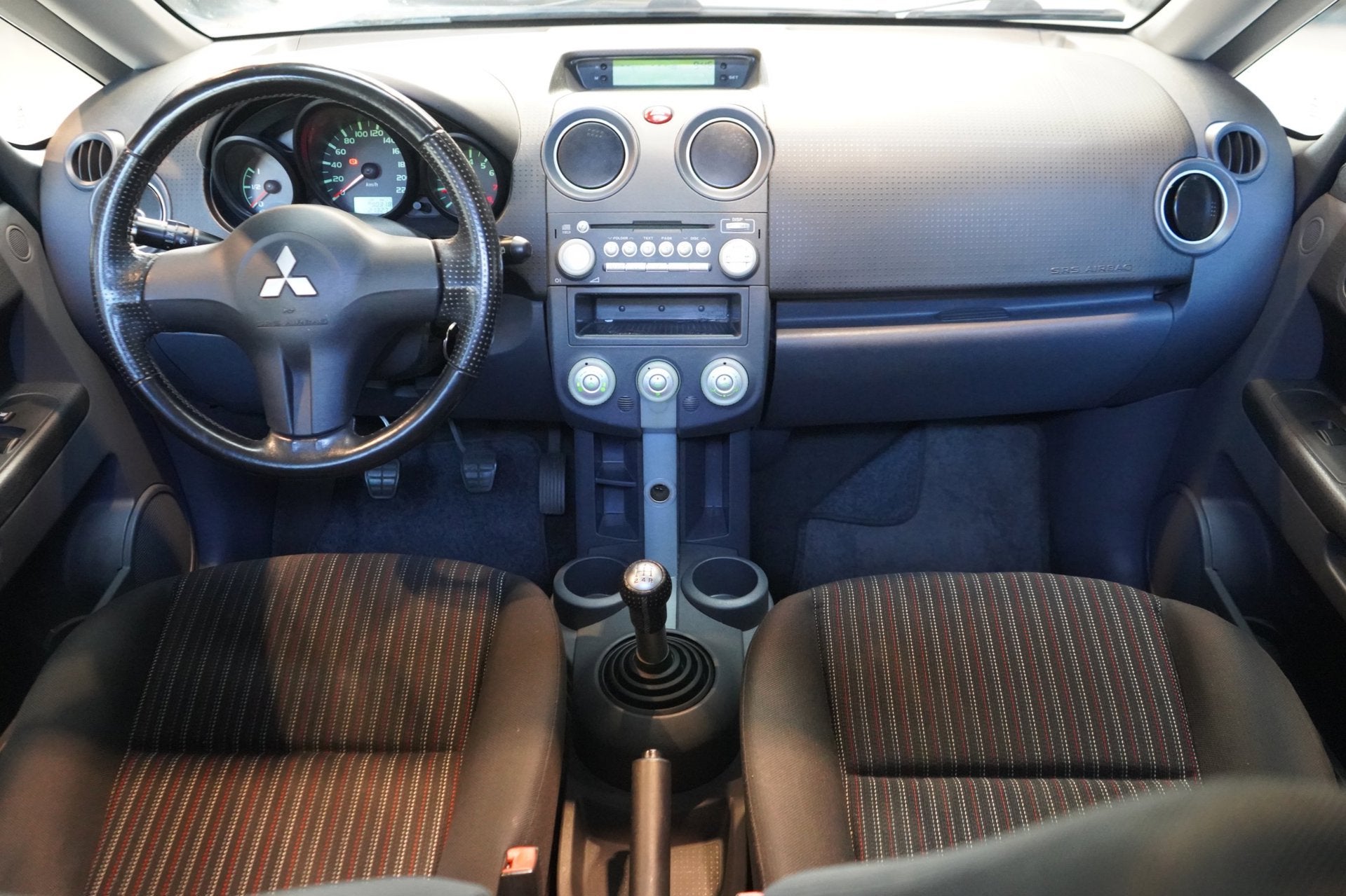 Mitsubishi Colt 1.5 Sky | SCHUIFDAK | AIRCO | NAP | ELEK. RA, Auto's, Voorwielaandrijving, 970 kg, Stof, 4 cilinders