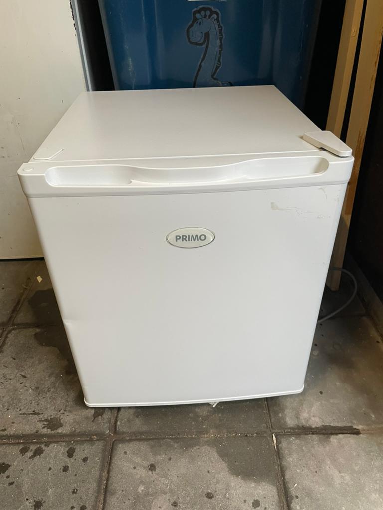 Kleine vriezer, Witgoed en Apparatuur, Vriezers en Diepvrieskisten, Ophalen, Gebruikt, Minder dan 85 cm, Minder dan 60 cm