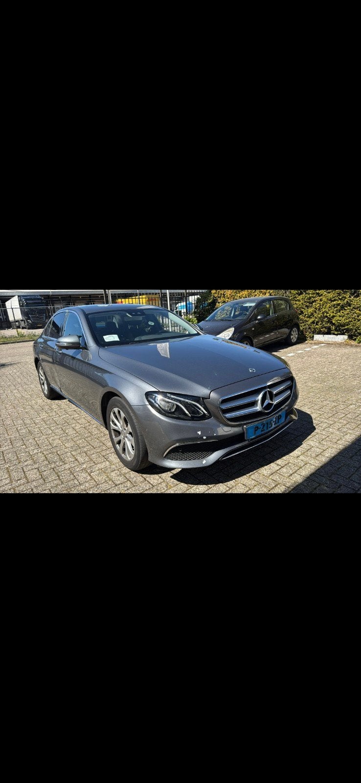 Mercedes-Benz E-Klasse 2.0 E220 D Sedan AUT 2016 Grijs, Auto's, Automaat, Achterwielaandrijving, 194 pk, 4 cilinders