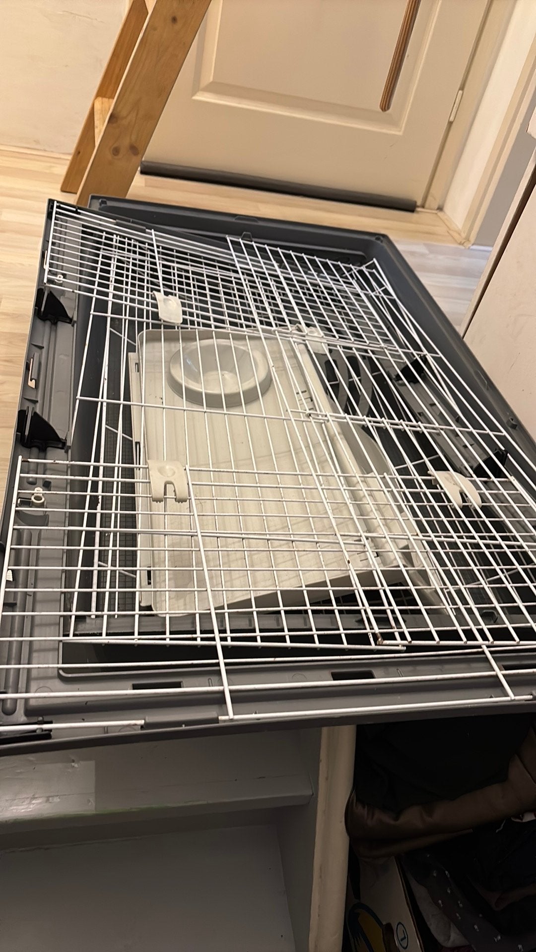 Konijnen/cavia hok. Weinig gebruikt. Grijs met wit., Rat, 110 cm of meer, Zo goed als nieuw, Hok