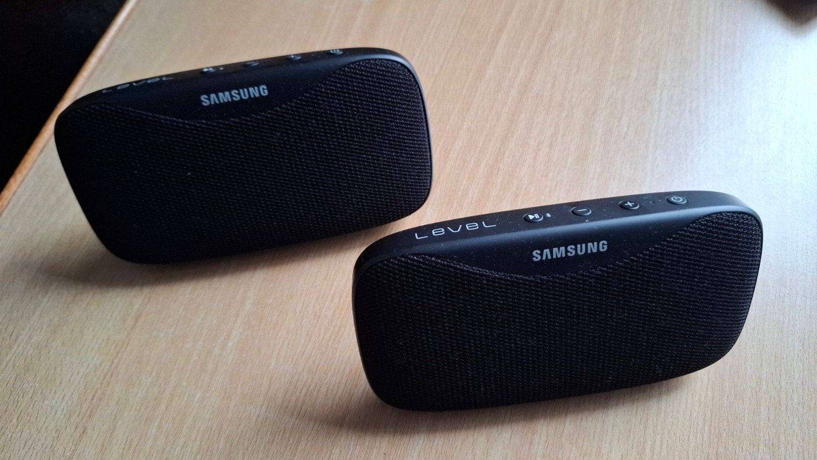 Samsung Level Box Slim EO-SG930 Draagbare Bluetooth Speakers, Gebruikt, Ophalen of Verzenden, Draagbare speaker, Bluetooth
