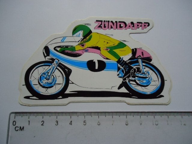 sticker oud ZUNDAPP brommer bromfiets strip race retro, Verzamelen, Ophalen of Verzenden, Zo goed als nieuw, Bedrijf of Vereniging