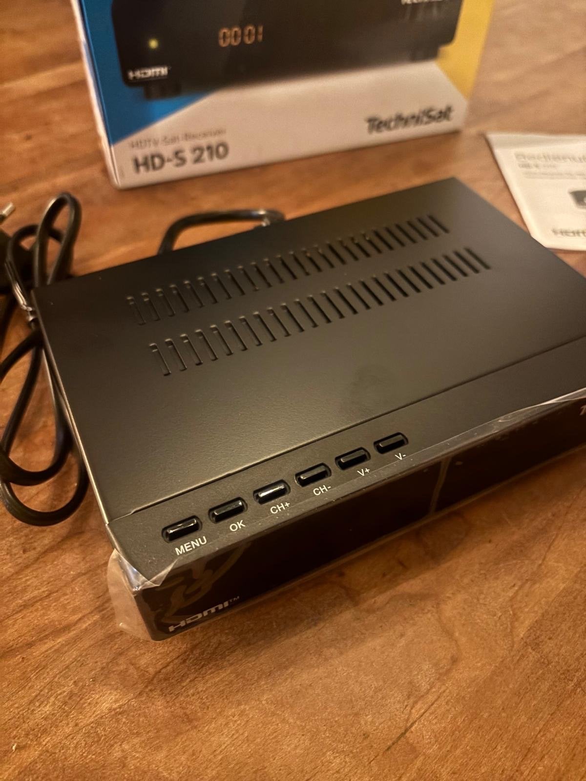 TechniSat HD-S 210 HDTV Satellietontvanger, Ophalen, Zo goed als nieuw, Decoder