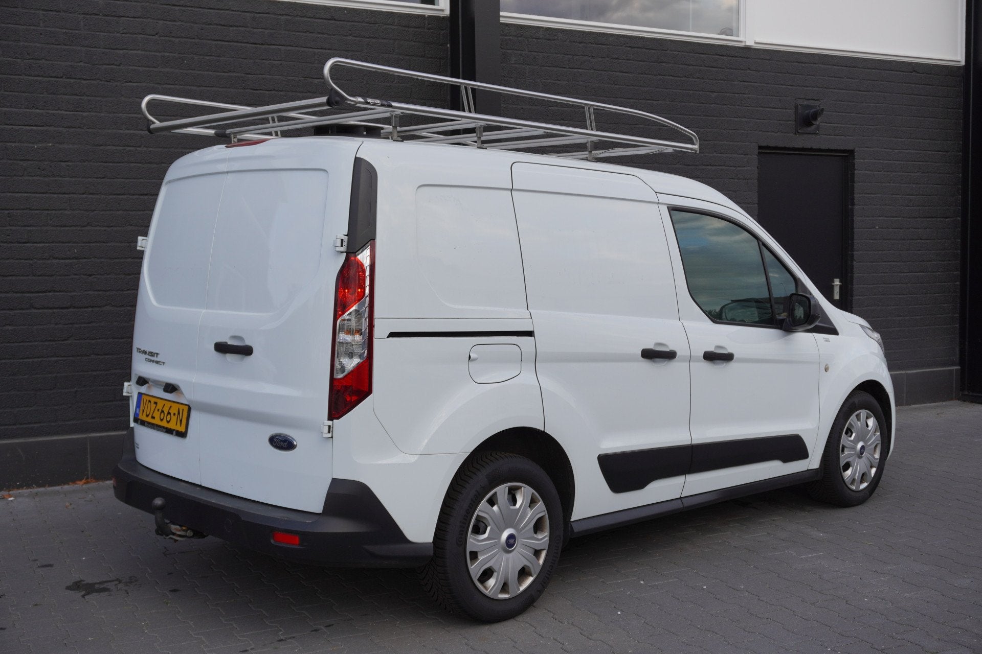Ford Transit Connect 1.5 EcoBlue 100PK EURO 6 Airco - Cruise, Voorwielaandrijving, Gebruikt, 4 cilinders, Wit