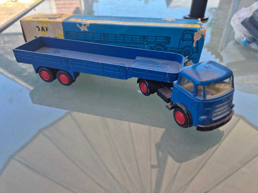 kikker daf met oplegger lion car, Ophalen, Zo goed als nieuw, Bus of Vrachtwagen