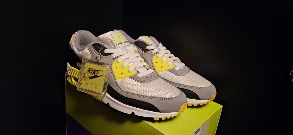 Nike air max 90 recraft volt MT43., Kleding | Heren, Schoenen, Ophalen of Verzenden, Nieuw, Overige kleuren
