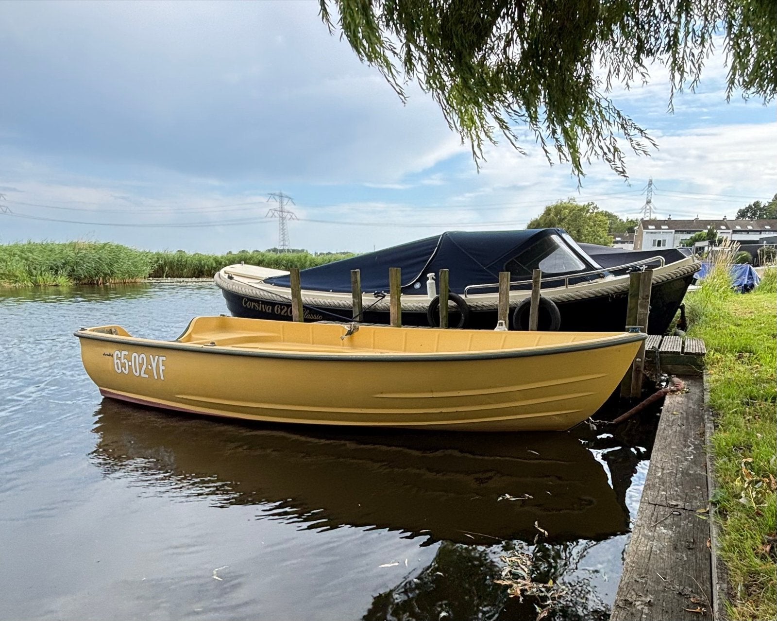 With 300 motorboot met Johnson 15pk buitenboordmotor, Watersport en Boten, Overige merken, Gebruikt, Buitenboordmotor, Polyester