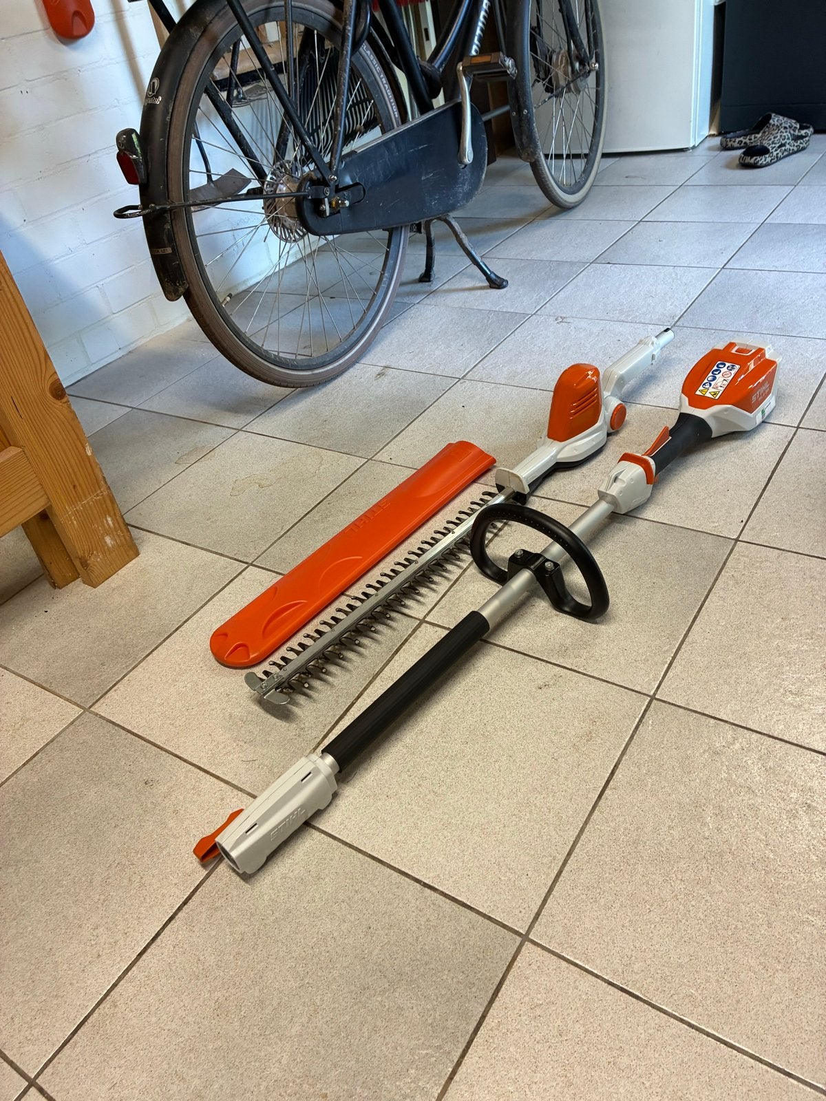 Stihl HLA 56 Accu Heggenschaar - Zo goed als nieuw, Ophalen, Zo goed als nieuw, Accu