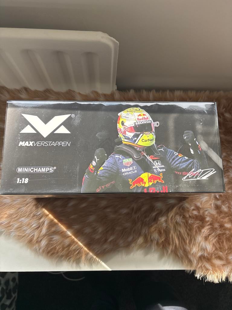Max Verstappen RB16B 2021 Styrian/Oostenrijk GP Winnaar 1:18, Hobby en Vrije tijd, Modelauto's | 1:18, Ophalen, Nieuw, Auto