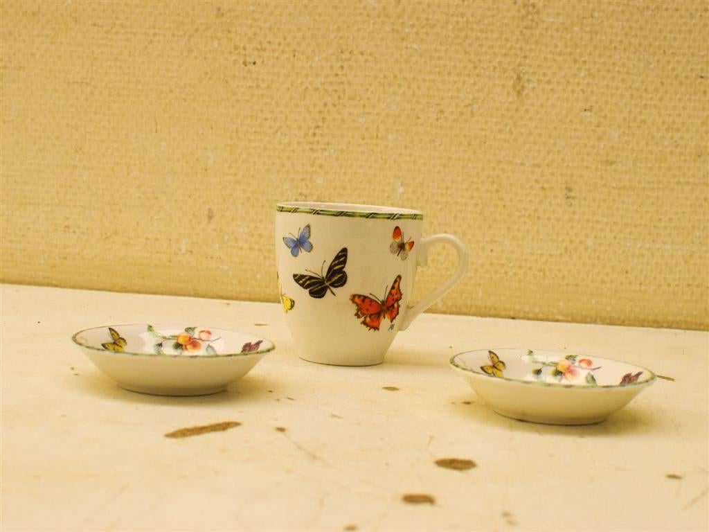 JBS Porseleinen kopje en 2 schaaltjes 51382, Gebruikt, Ophalen of Verzenden, Bord(en), Wedgwood