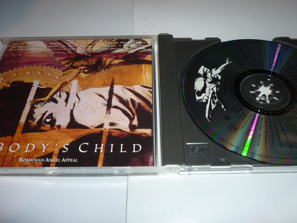 Nobody's Child: Romanian Angel Appeal CD - Diverse Artiesten, Gebruikt, Overige genres, Ophalen of Verzenden, Inclusief boekje