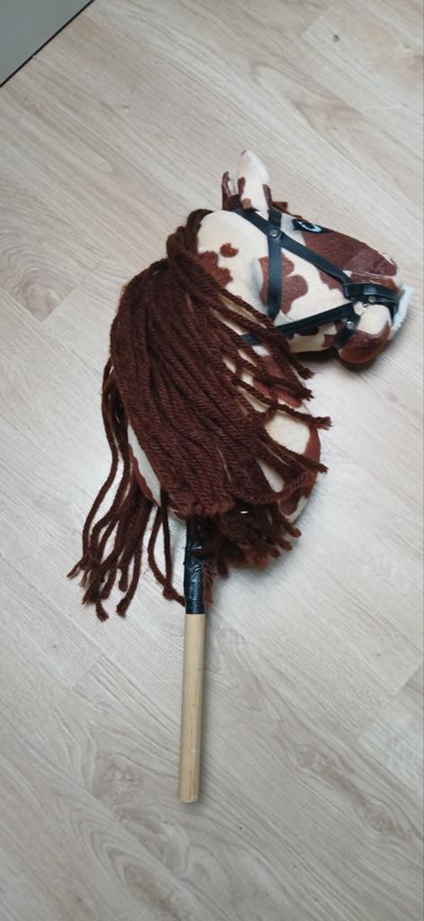 Hobbyhorse - Bruin gevlekt stokpaard met hoofdstel, Ophalen of Verzenden, Jongen of Meisje