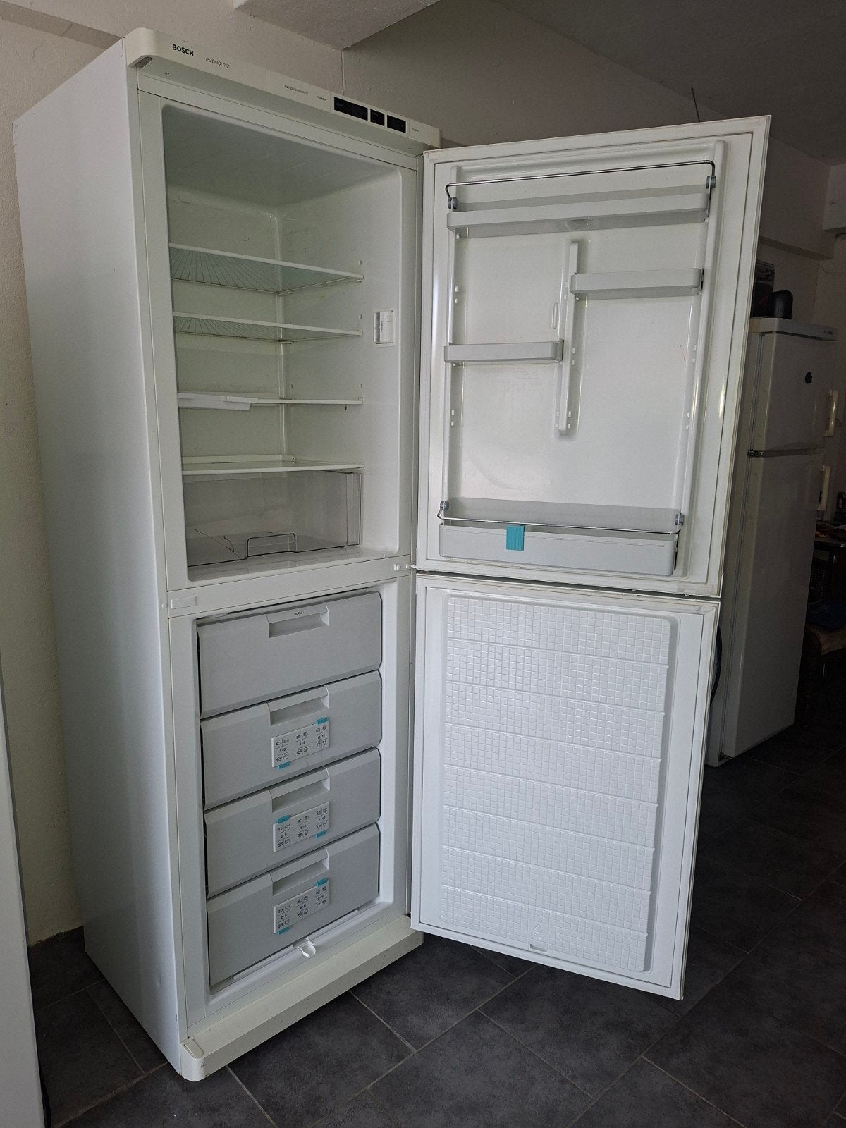 Bosch koelvriescombinatie, Ophalen, Gebruikt, 200 liter of meer, 60 cm of meer