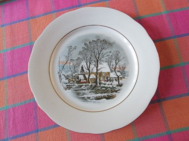 Porseleinen bord AVON 20 cm. Serie jaargetijden Winter, Ophalen