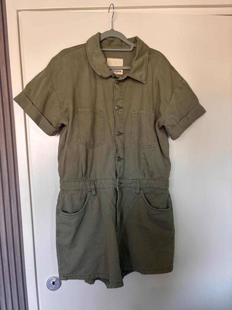 Nieuwe Bonprix Playsuit - Maat 44 - Legergroen, Kleding | Dames, Jumpsuits, Ophalen of Verzenden, Nieuw, Maat 42/44 (L), Groen