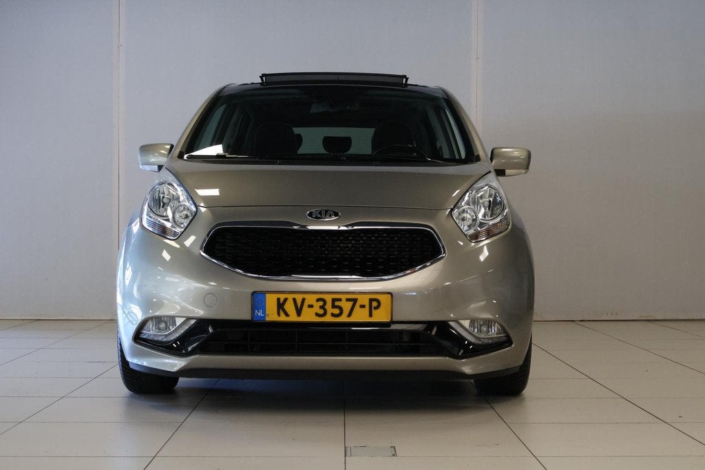 Kia Venga 1.4 CVVT ExecutiveLine | AllSeason | Trekhaak | ., Auto's, Kia, Voorwielaandrijving, Stof, Gebruikt, 4 cilinders